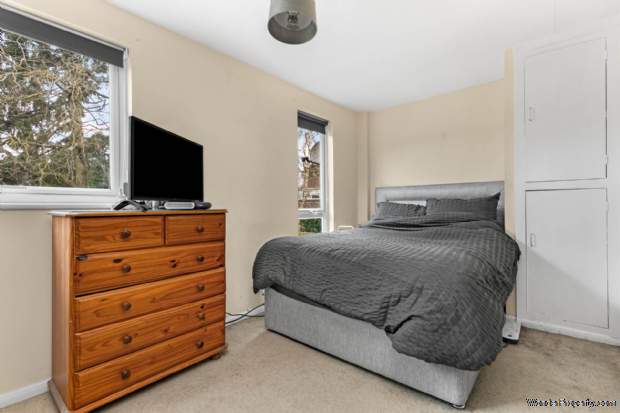 Additional Property Image 3 bedroom Semi Detached for sale in Ascot 8