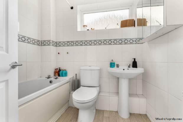 Additional Property Image 3 bedroom Semi Detached for sale in Ascot 10