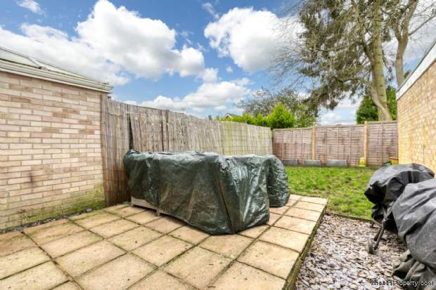 Additional Property Image 3 bedroom Semi Detached for sale in Ascot 12