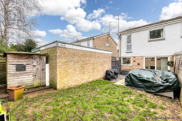 Additional Property Image 3 bedroom Semi Detached for sale in Ascot 7