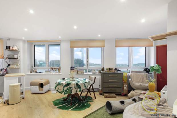 Additional Property Image 2 bedroom Flat for sale in Bracknell 2