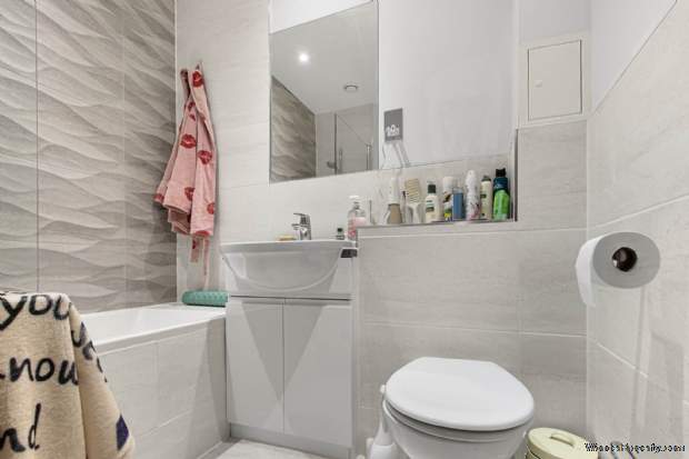 Additional Property Image 2 bedroom Flat for sale in Bracknell 6