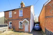 2 bedroom Semi Detached for sale in Bracknell