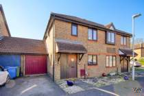 3 bedroom Semi Detached for sale in Bracknell