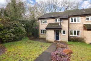 3 bedroom End of Terrace for sale in Bracknell