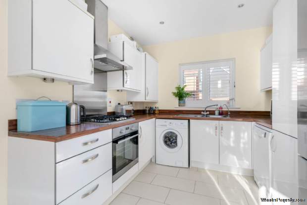 Additional Property Image 3 bedroom Detached to rent in Bracknell 2