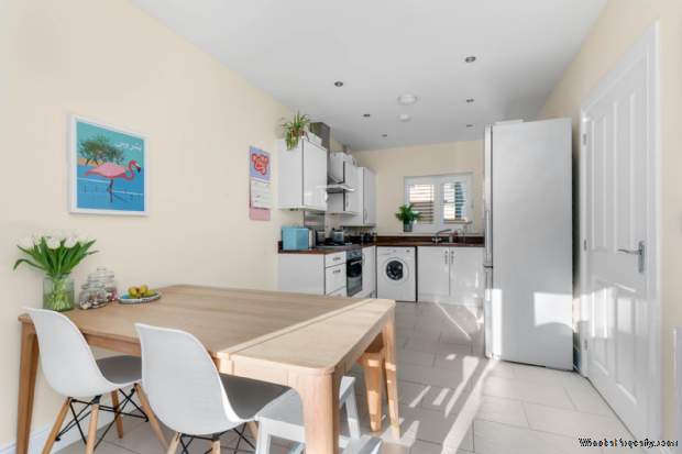 Additional Property Image 3 bedroom Detached to rent in Bracknell 4