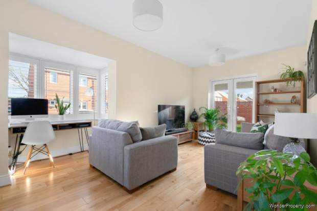 Additional Property Image 3 bedroom Detached to rent in Bracknell 5