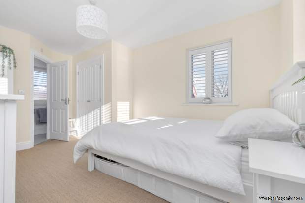 Additional Property Image 3 bedroom Detached to rent in Bracknell 10