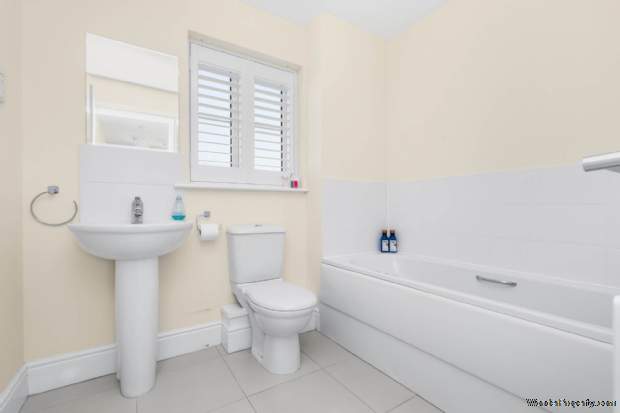 Additional Property Image 3 bedroom Detached to rent in Bracknell 15