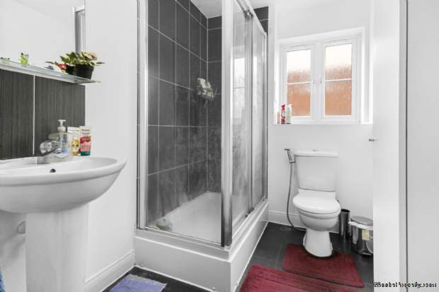 Additional Property Image 4 bedroom Semi Detached for sale in Bracknell 3