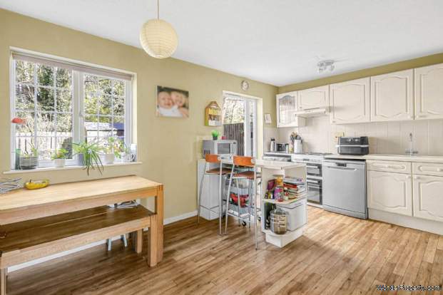 Additional Property Image 3 bedroom Terraced for sale in Bracknell 3