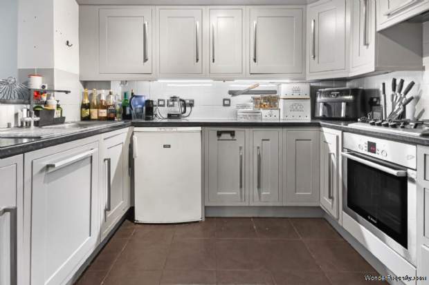 Additional Property Image 3 bedroom Detached for sale in Bracknell 6
