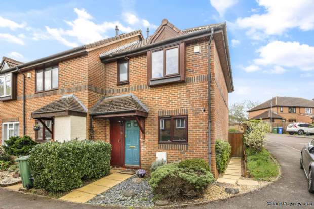 2 bedroom End of Terrace for sale in Bracknell