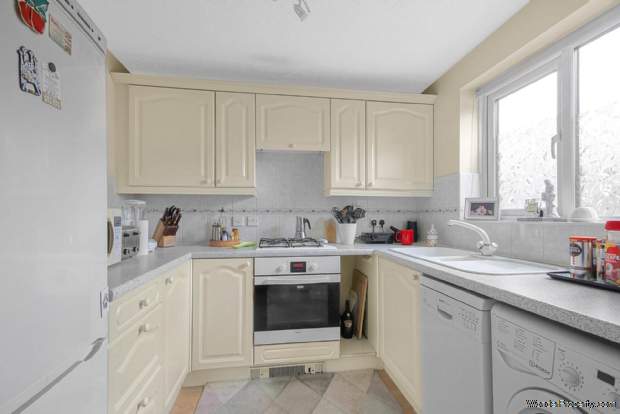 Additional Property Image 2 bedroom End of Terrace for sale in Bracknell 4