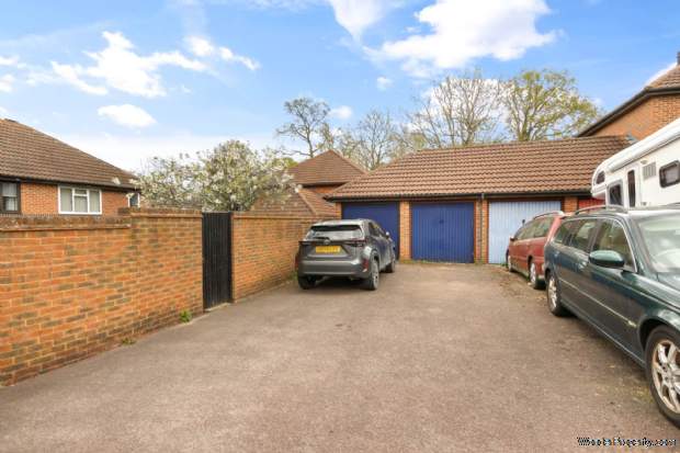 Additional Property Image 2 bedroom End of Terrace for sale in Bracknell 7