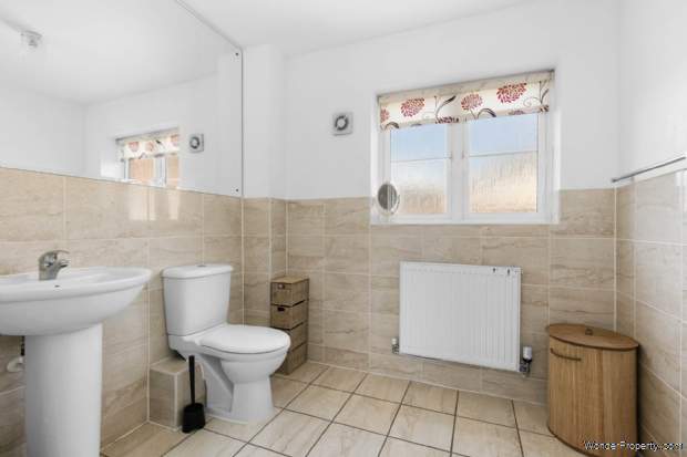 Additional Property Image 4 bedroom Semi Detached for sale in Bracknell 14