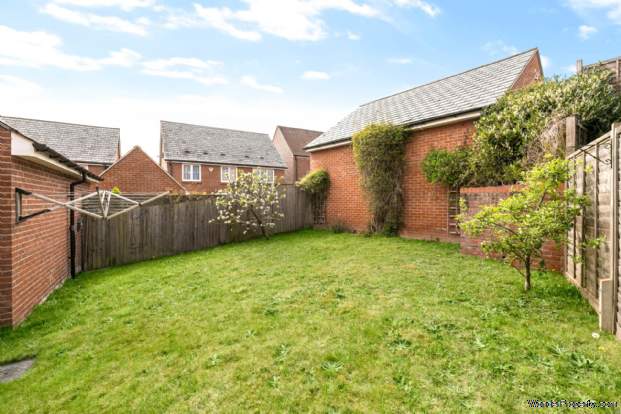 Additional Property Image 4 bedroom Semi Detached for sale in Bracknell 8