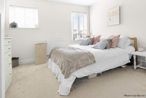2 bedroom Flat to rent in Bracknell