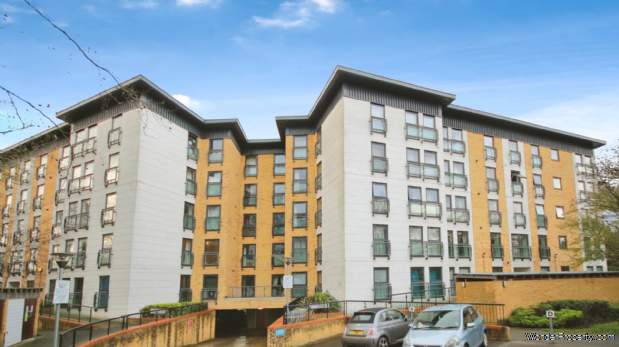 2 bedroom Flat to rent in Bracknell