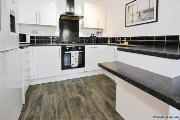 Additional Property Image 2 bedroom Flat to rent in Bracknell 2