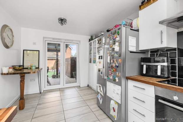 Additional Property Image 3 bedroom Terraced for sale in Bracknell 5