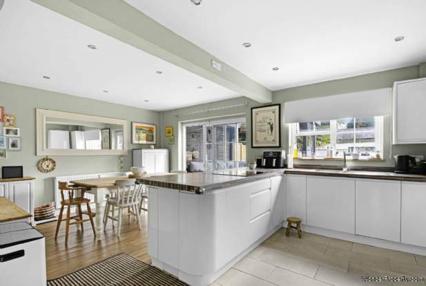 Additional Property Image 3 bedroom Semi Detached for sale in Bracknell 10