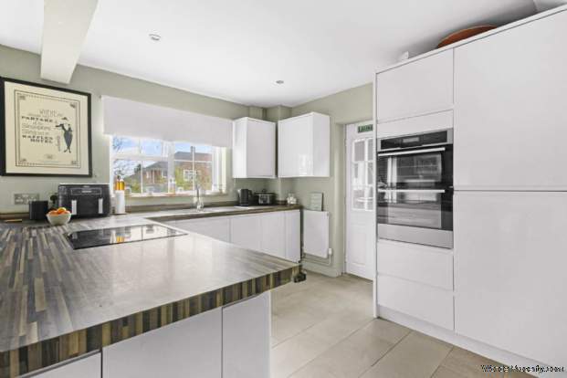 Additional Property Image 3 bedroom Semi Detached for sale in Bracknell 12