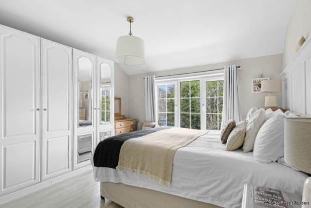 Additional Property Image 3 bedroom Semi Detached for sale in Bracknell 5