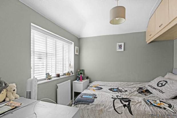 Additional Property Image 3 bedroom Semi Detached for sale in Bracknell 8