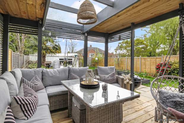 Additional Property Image 3 bedroom Semi Detached for sale in Bracknell 2