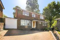 4 bedroom Detached for sale in Bracknell
