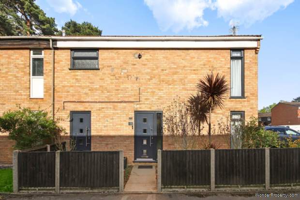 3 bedroom Semi Detached for sale in Bracknell