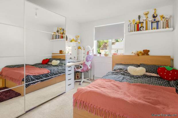 Additional Property Image 3 bedroom Semi Detached for sale in Bracknell 5