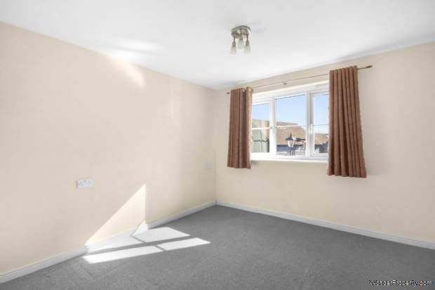 Additional Property Image 2 bedroom Apartment for sale in Bracknell 4