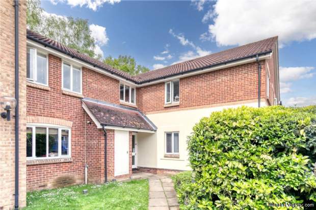 2 bedroom Apartment for sale in Bracknell