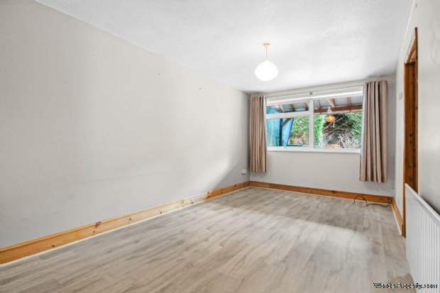 Additional Property Image 3 bedroom End of Terrace for sale in Bracknell 2