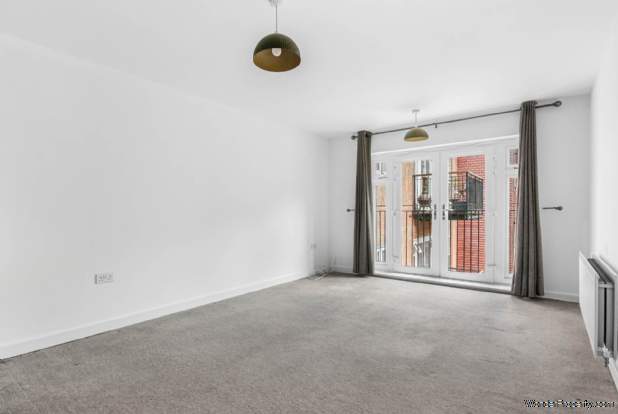 Additional Property Image 2 bedroom Apartment for sale in Bracknell 4