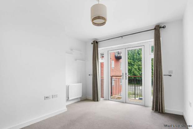 Additional Property Image 2 bedroom Apartment for sale in Bracknell 6