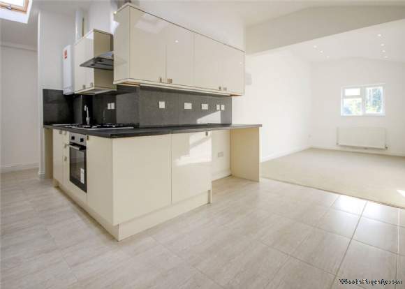 Additional Property Image 2 bedroom Detached for sale in Bracknell 3