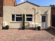 2 bedroom Detached for sale in Bracknell