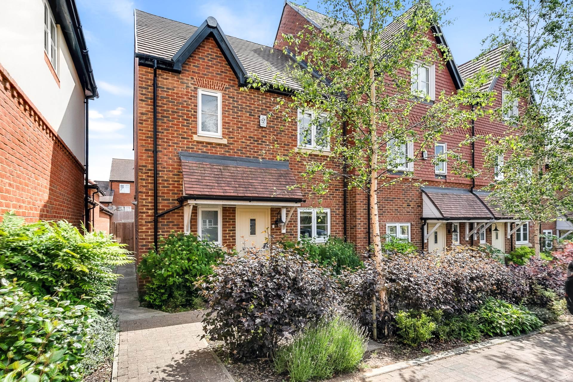 3 bedroom End of Terrace for sale in Bracknell
