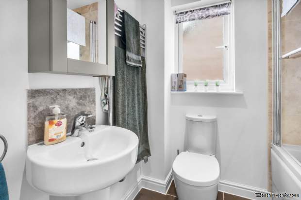 Additional Property Image 4 bedroom Detached for sale in Bracknell 11