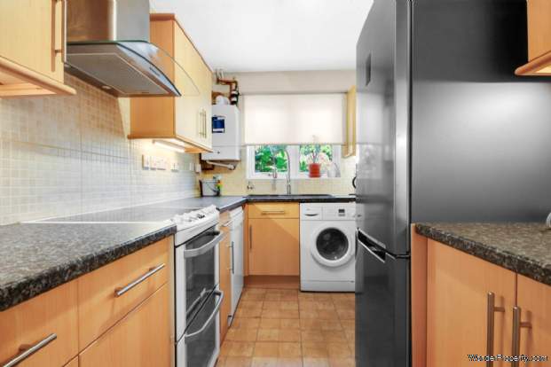 Additional Property Image 2 bedroom Semi Detached for sale in Bracknell 3