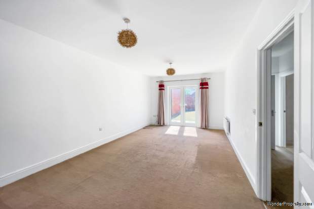 Additional Property Image 4 bedroom Detached to rent in Bracknell 3