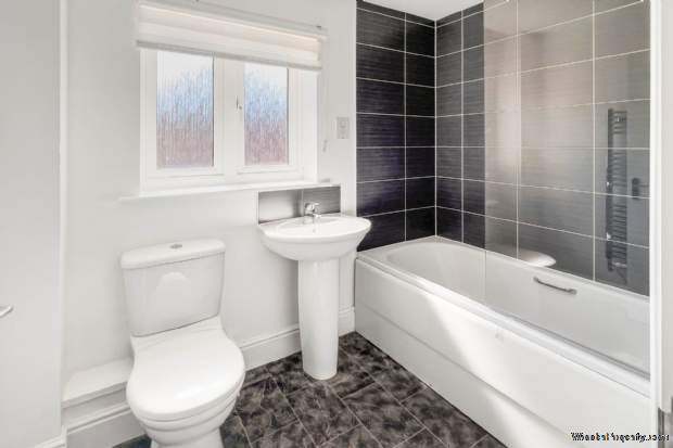 Additional Property Image 4 bedroom Detached to rent in Bracknell 6