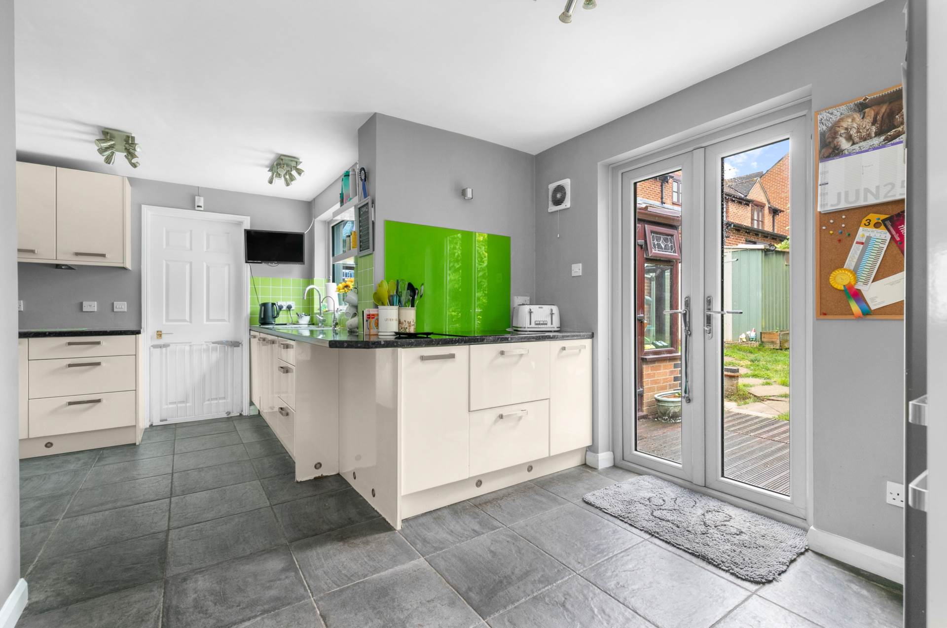 Additional Property Image 4 bedroom Detached for sale in Bracknell 3