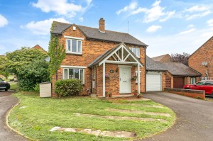 4 bedroom Detached for sale in Bracknell