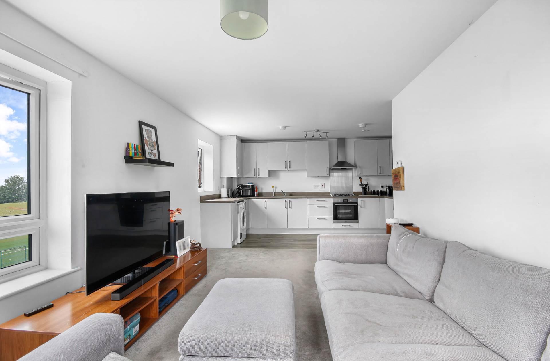 Additional Property Image 2 bedroom Apartment for sale in Bracknell 4