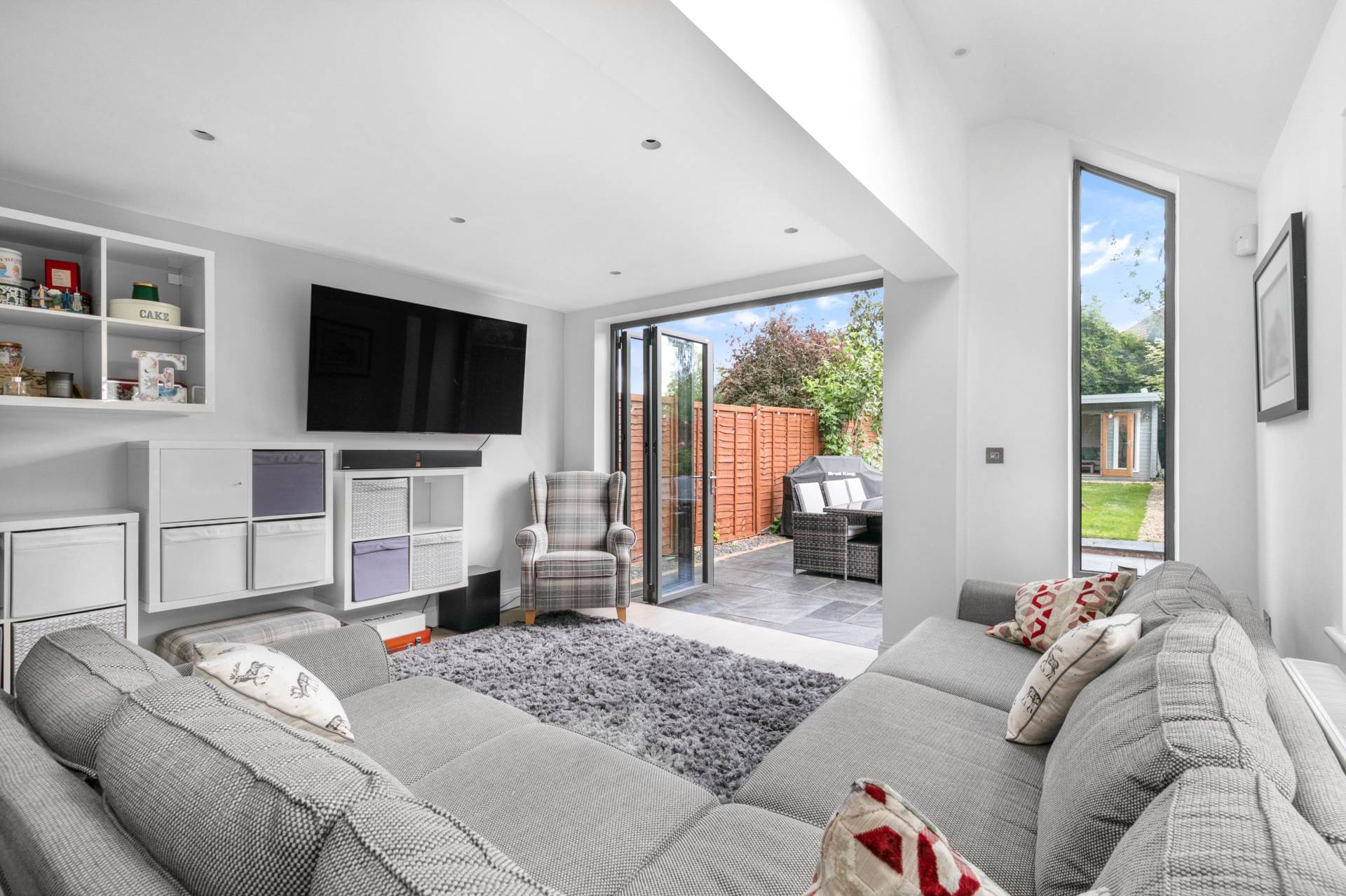 Additional Property Image 3 bedroom Semi Detached for sale in Bracknell 6